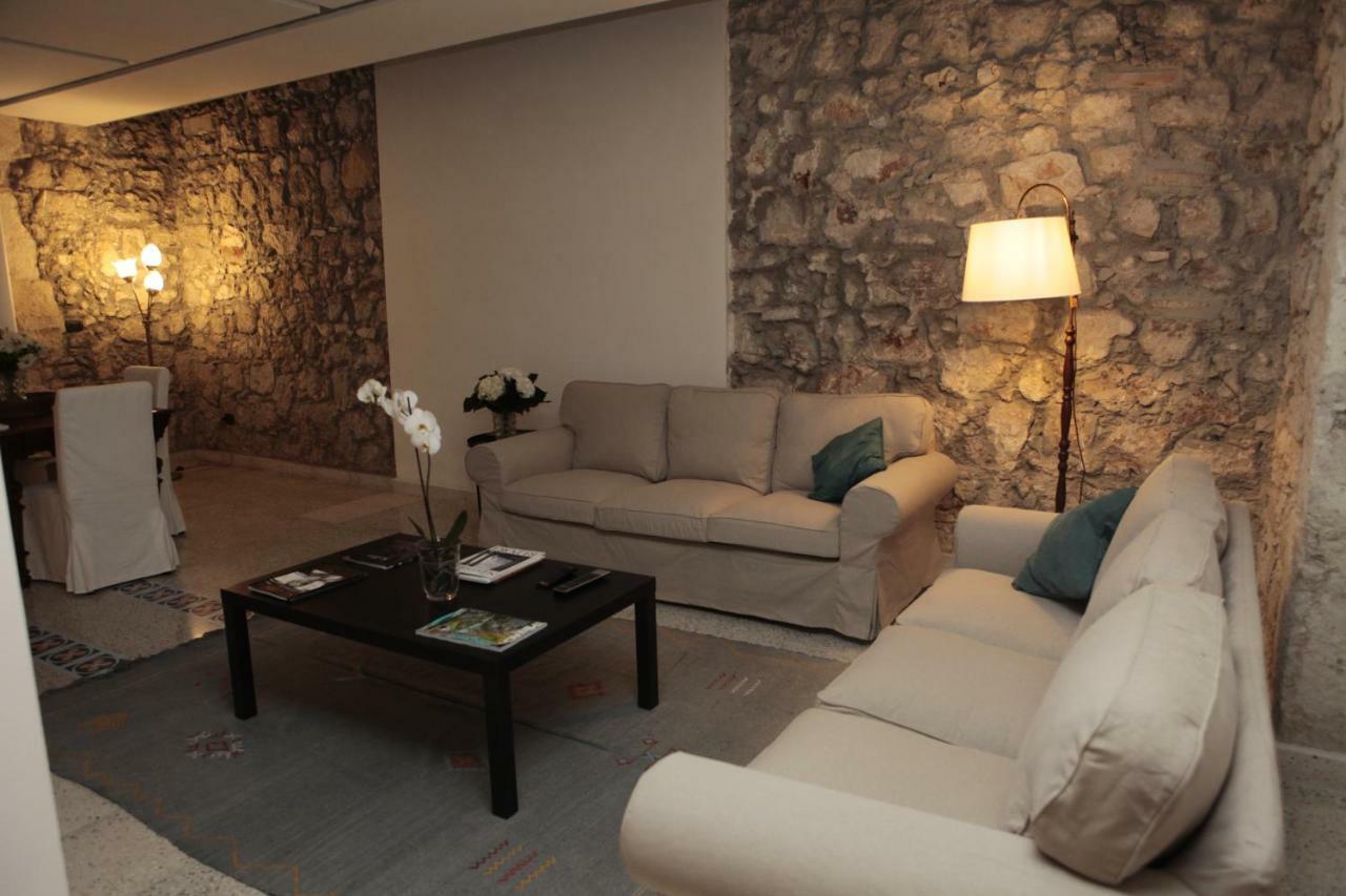 La Casa Sulla Darsena Apartment Сиракуза Екстериор снимка
