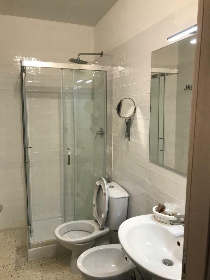 La Casa Sulla Darsena Apartment Сиракуза Екстериор снимка